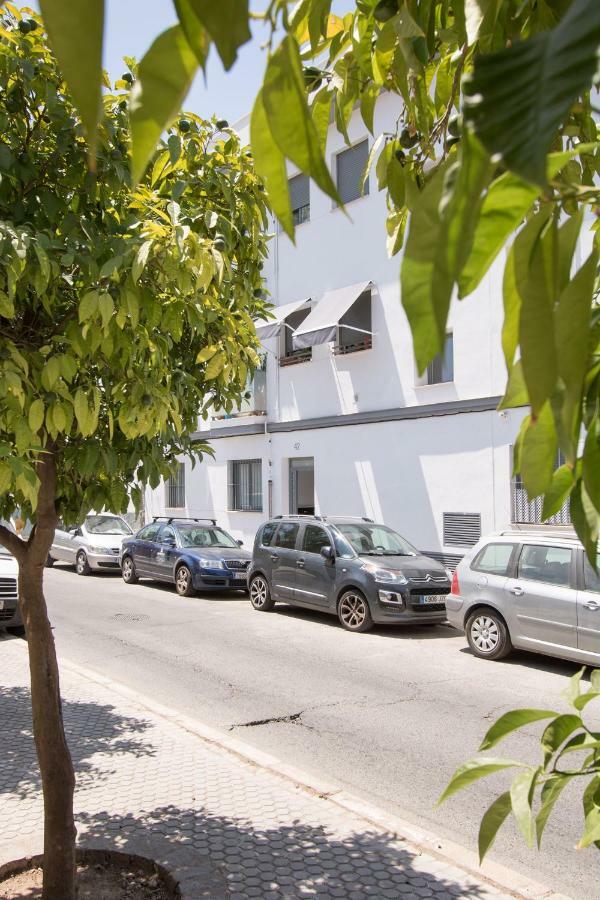 Murallas De Sevilla Apartamento Con Garaje 4 Pax Buitenkant foto